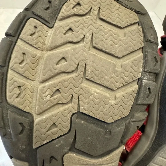 Keen Newport H2 Kids Size 2 Waterproof Sandal‎ Hiking Shoe Red Black Coastal - Picture 10 of 10